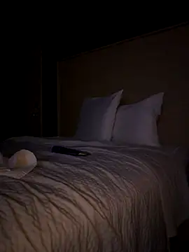 sissy diorcd online show from 19, 11, 2025