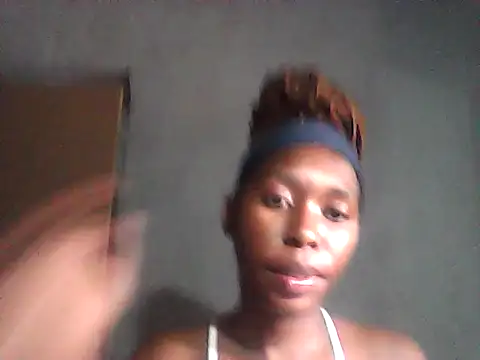 Snapshot of sexysmalldaily04 chatting on 6, 11, 2025 sexysmalldaily04 online show from 6, 11, 2025