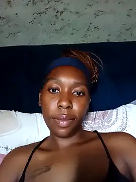 Snapshot of sexysmalldaily04 chatting on 5, 11, 2025 sexysmalldaily04 online show from 5, 11, 2025