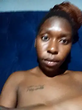 Snapshot of sexysmalldaily04 chatting on 18, 11, 2025 sexysmalldaily04 online show from 18, 11, 2025