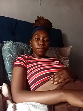 Snapshot of sexysmalldaily04 chatting on 27, 10, 2025 sexysmalldaily04 online show from 27, 10, 2025