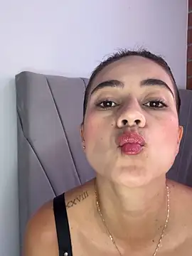 valentina herrrera online show from 5, 11, 2025