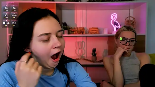 Snapshot of miki_ti chatting on 3, 12, 2025 miki ti online show from 3, 12, 2025