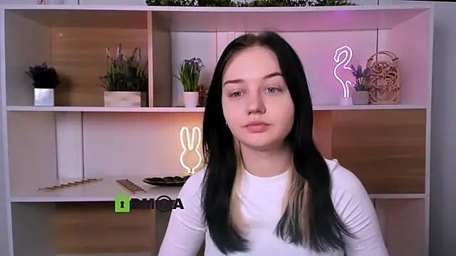 Snapshot of miki_ti chatting on 5, 11, 2025 miki ti online show from 5, 11, 2025