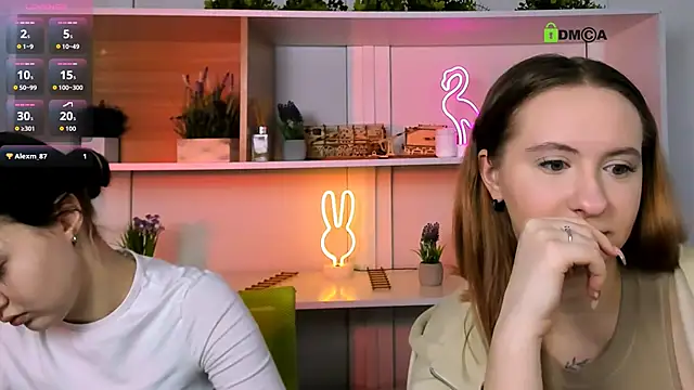 Snapshot of miki_ti chatting on 24, 11, 2025 miki ti online show from 24, 11, 2025