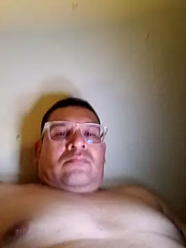 Snapshot of LATENGORDA15 chatting on 16, 10, 2025 LATENGORDA15 online show from 16, 10, 2025