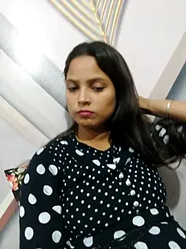 Anshika1431 online show from 9, 11, 2025