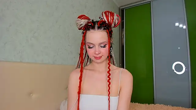 Snapshot of DemetraPrester chatting on 18, 10, 2025 DemetraPrester online show from 18, 10, 2025