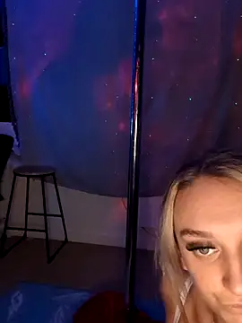 Snapshot of xx_spiceycouple_xx chatting on 6, 3, 2026 xx spiceycouple xx online show from 6, 3, 2026