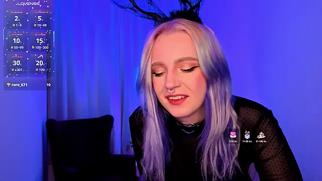 AleksaDivine online show from 4, 11, 2025