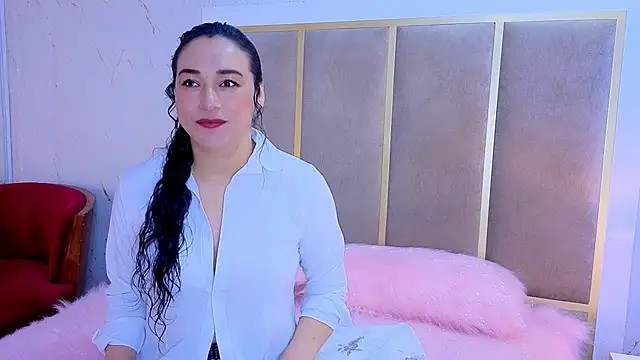 Snapshot of Elizabeth_bennett_6 chatting on 12, 11, 2025 Elizabeth bennett 6 online show from 12, 11, 2025