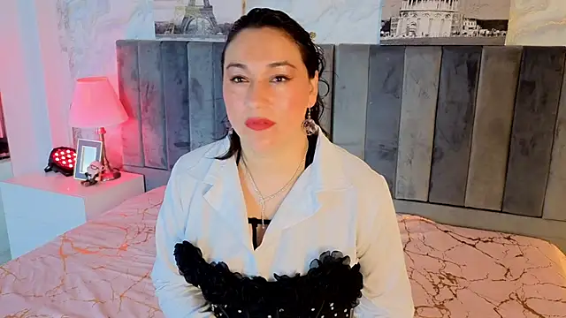 Snapshot of Elizabeth_bennett_6 chatting on 5, 1, 2026 Elizabeth bennett 6 online show from 5, 1, 2026