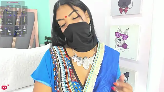 Snapshot of Iniya_Parul chatting on 18, 5, 2026 Iniya Parul online show from 18, 5, 2026
