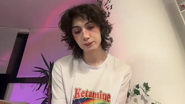 kira yoshika9e online show from 8, 2, 2026