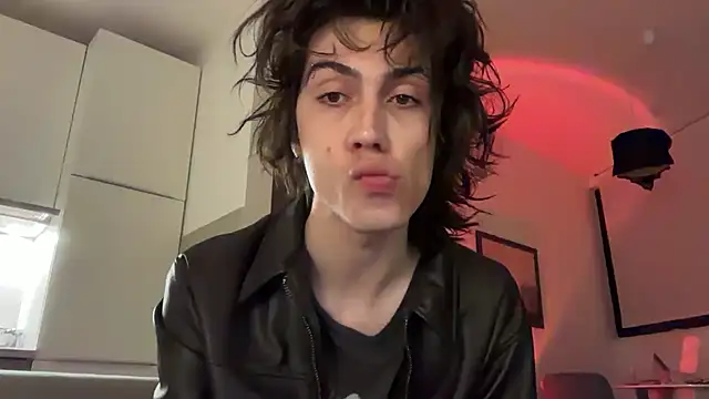 kira yoshika9e online show from 24, 3, 2026