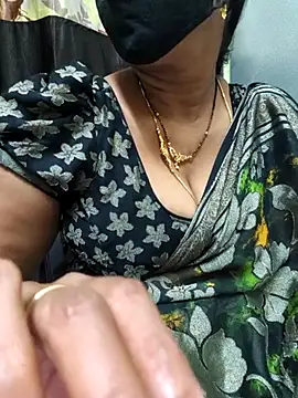 hot-telugu-queen online show from 17, 11, 2025