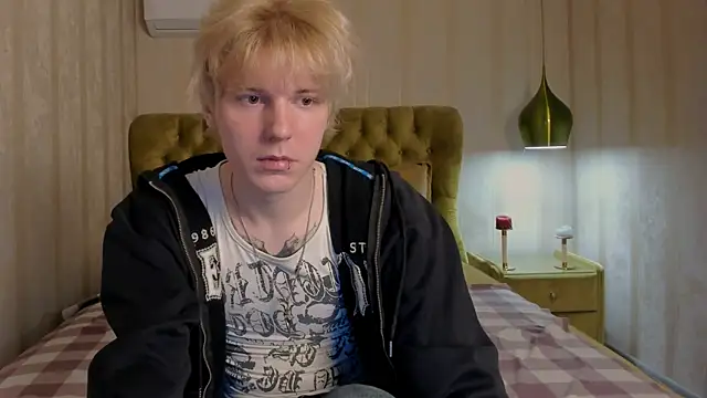 KevinMilky online show from 12, 11, 2025