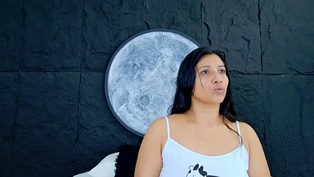 Snapshot of Antonella_Russo1 chatting on 21, 7, 2026 Antonella Russo1 online show from 21, 7, 2026