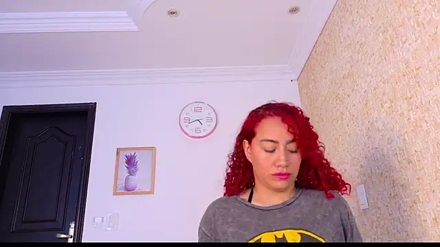 Snapshot of aliicesstong chatting on 16, 10, 2025 aliicesstong online show from 16, 10, 2025