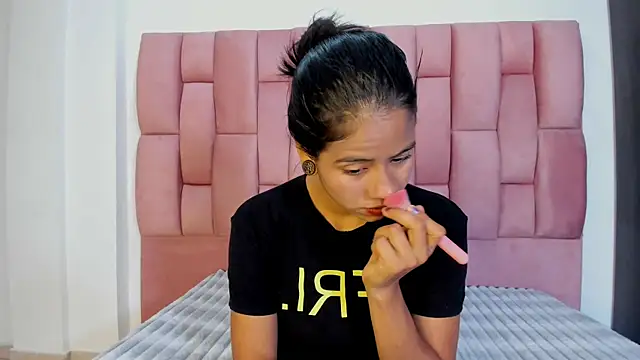 Snapshot of EuphoriaSavage chatting on 24, 10, 2025 EuphoriaSavage online show from 24, 10, 2025