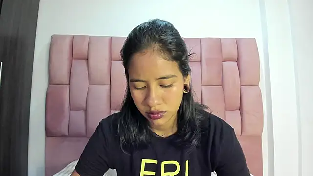 Snapshot of EuphoriaSavage chatting on 21, 11, 2025 EuphoriaSavage online show from 21, 11, 2025