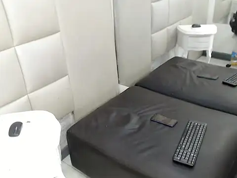 RayStewart  online show from 13, 11, 2025