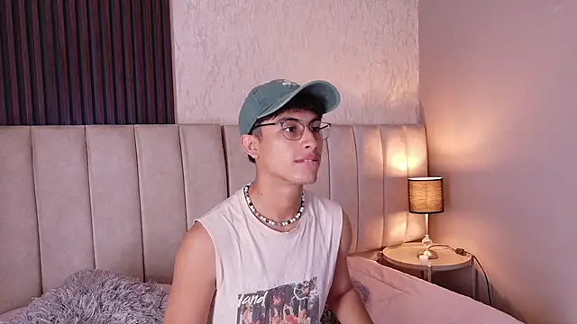 Aaron Eze online show from 8, 1, 2026