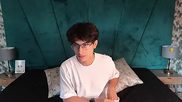 Aaron Eze online show from 9, 5, 2026