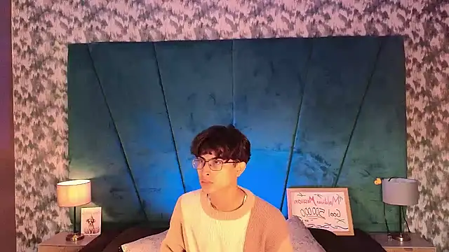 Aaron Eze online show from 3, 5, 2026