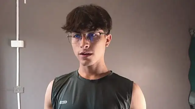 Aaron Eze online show from 18, 4, 2026