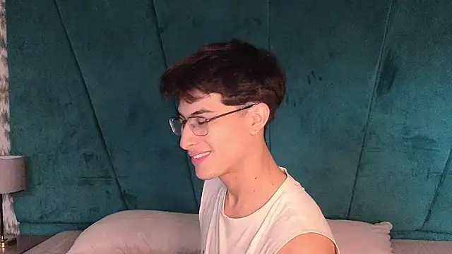 Aaron Eze online show from 27, 2, 2026