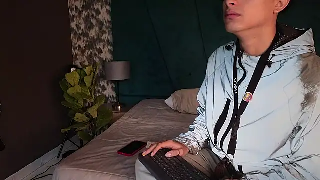 Aaron Eze online show from 30, 3, 2026