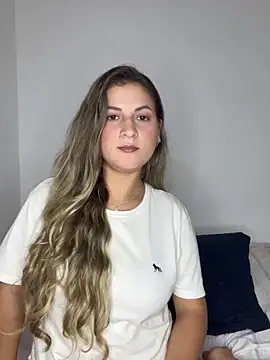 Snapshot of solmartins chatting on 5, 11, 2025 solmartins online show from 5, 11, 2025