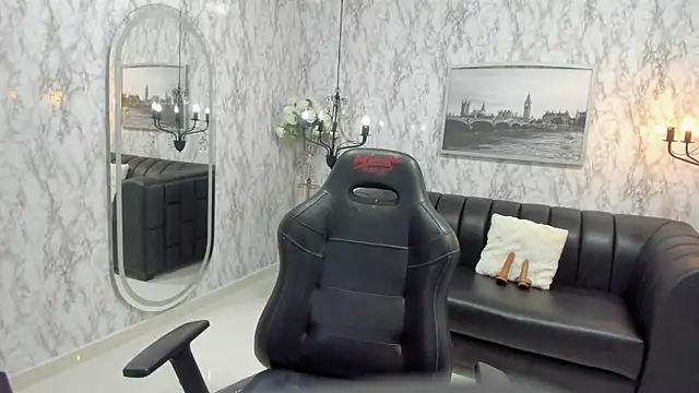 AlexandraMilff online show from 12, 11, 2025