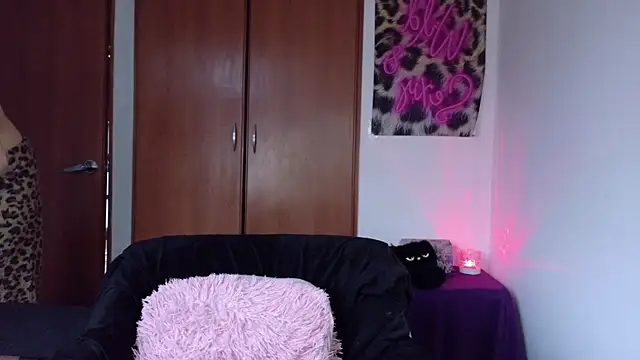Snapshot of KittyJane chatting on 22, 7, 2026 KittyJane online show from 22, 7, 2026