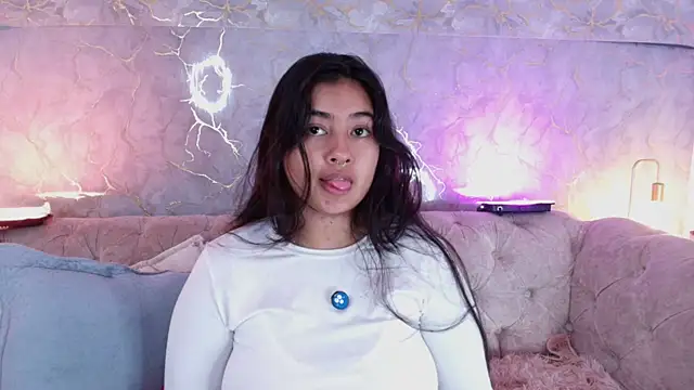 lilithst  online show from 5, 1, 2026