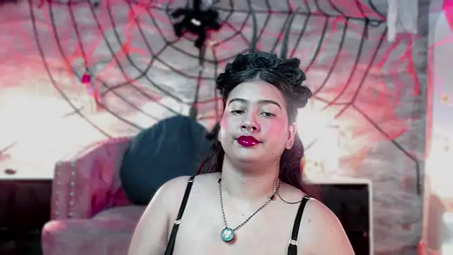 lilithst  online show from 29, 10, 2025