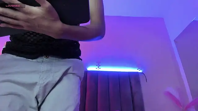 Xavier Fox    online show from 14, 2, 2026