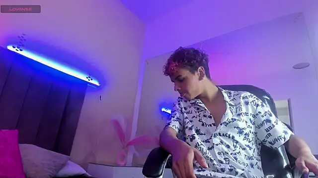 Xavier Fox    online show from 15, 2, 2026