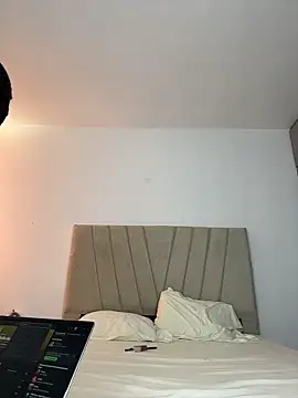 Julietalcl online show from 22, 2, 2026