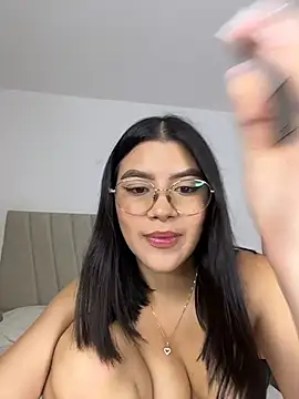 Julietalcl online show from 28, 2, 2026