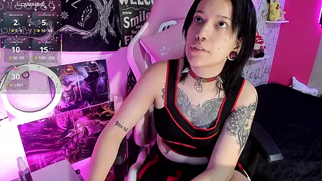 AuroraChannn online show from 24, 11, 2025