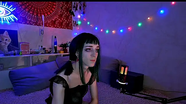 Snapshot of whoalexxa chatting on 25, 10, 2025 whoalexxa online show from 25, 10, 2025