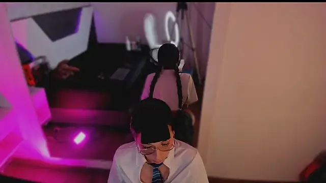 michelle cutee  online show from 10, 11, 2025