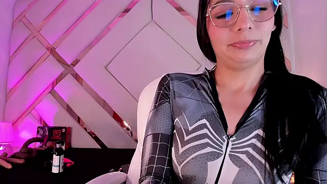 michelle cutee  online show from 10, 1, 2026