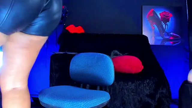 SharonnStones online show from 11, 4, 2026