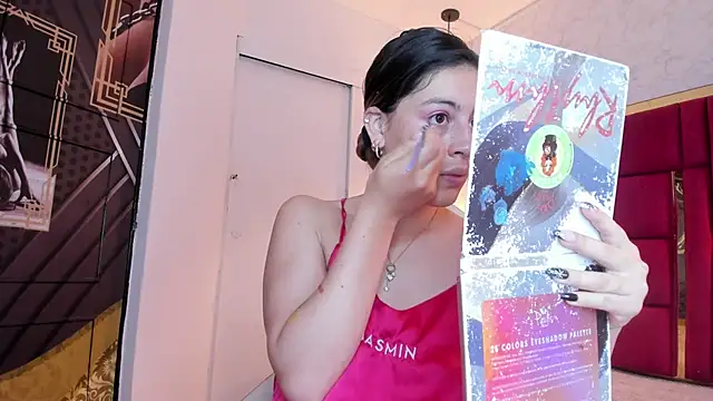 moon winy online show from 18, 11, 2025