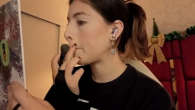 moon winy online show from 10, 1, 2026