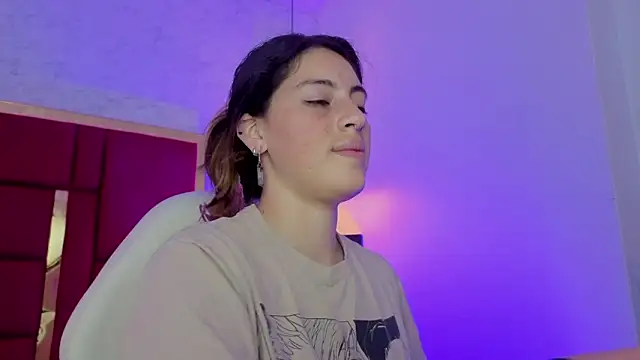 moon winy online show from 20, 2, 2026