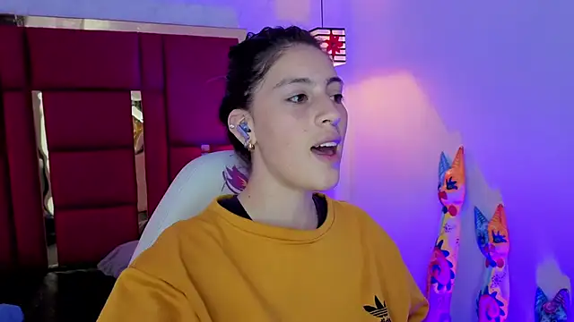 moon winy online show from 2, 4, 2026